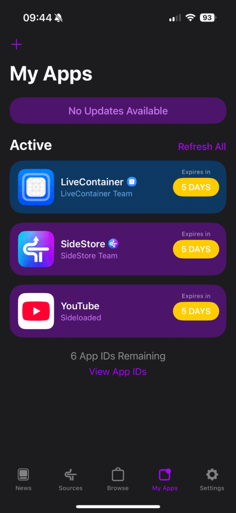 SideStore 主界面。